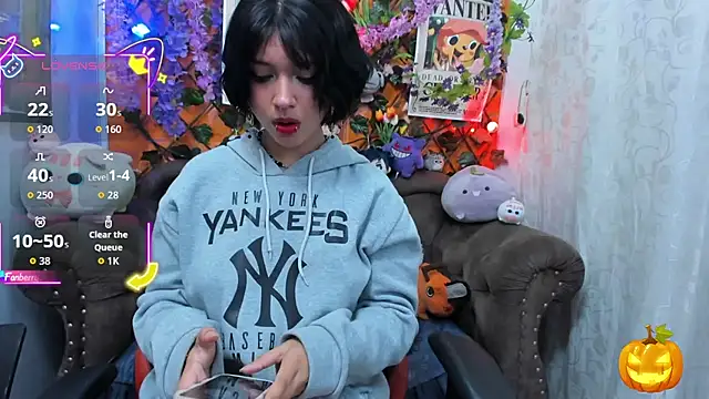 Snapshot of ravenn_20 chatting on November 2025 11:25:02 AM ravenn 20 online show from November 2025 11:25:02 AM