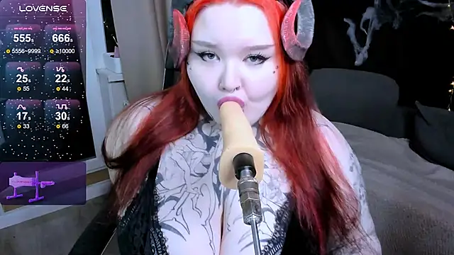 Gotic Pie online show from November 2025 03:12:02 PM