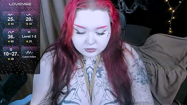 Gotic Pie online show from October 2025 02:16:02 PM