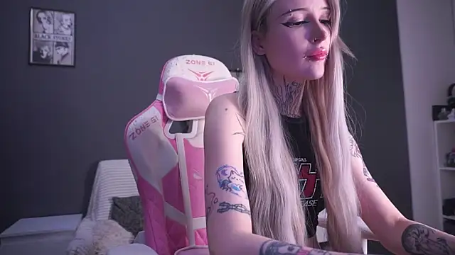 fraulein mooon online show from January 2026 08:13:02 PM