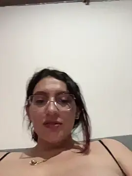 VioletPearson online show from March 2026 01:17:02 AM