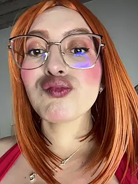 Snapshot of VioletPearson chatting on June 2026 03:46:01 PM VioletPearson online show from June 2026 03:46:01 PM
