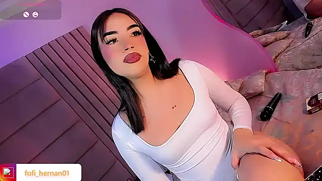 Snapshot of Sofi_hdz chatting on July 2026 09:22:01 PM Sofi hdz online show from July 2026 09:22:01 PM