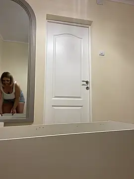 RissaRheys online show from April 2026 12:29:02 PM