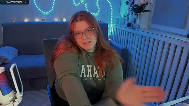 Melissa Purr online show from November 2025 06:41:02 PM