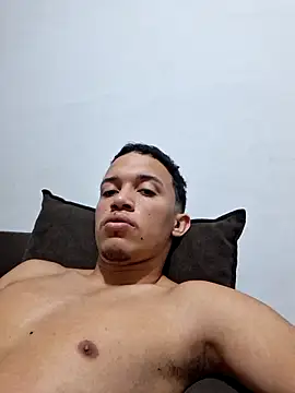 Pietro novin online show from October 2025 04:07:02 PM