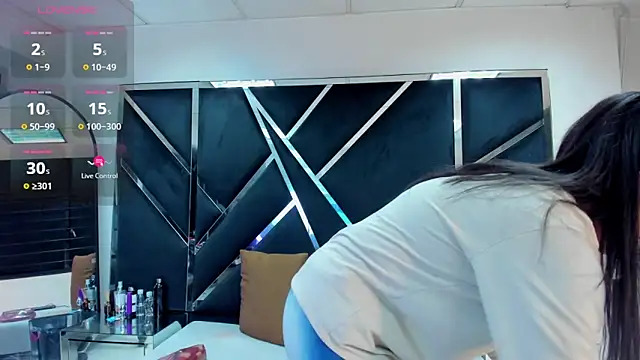 Ivanna18 x online show from October 2025 03:41:02 AM