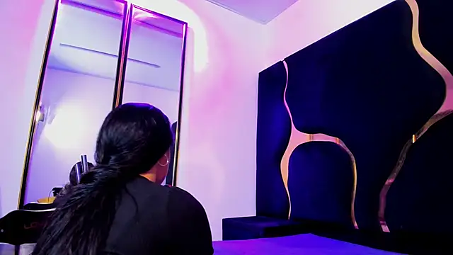 Ivanna18 x online show from October 2025 04:14:01 AM