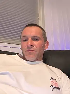 Snapshot of AttractiveSilk5 chatting on June 2026 08:42:01 PM AttractiveSilk5 online show from June 2026 08:42:01 PM