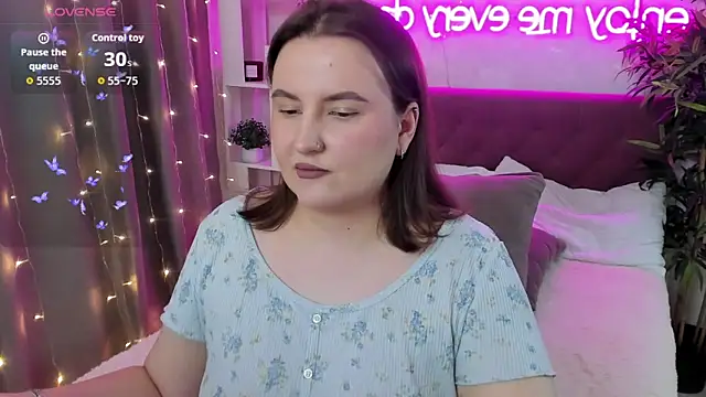 FeralPeach online show from January 2026 07:24:01 AM