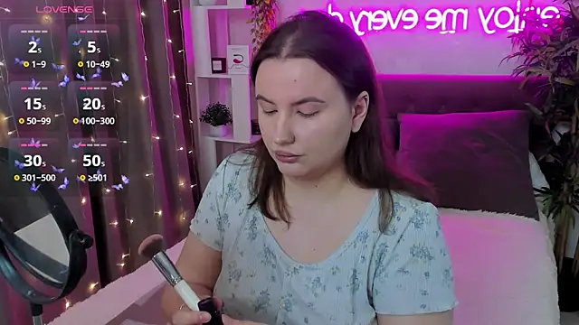 FeralPeach online show from April 2026 07:10:01 AM