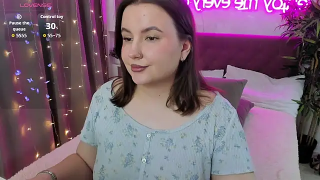 FeralPeach online show from February 2026 05:26:02 AM