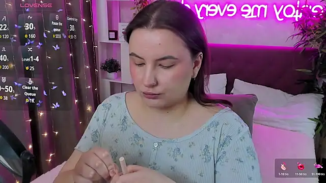 FeralPeach online show from February 2026 05:21:01 AM