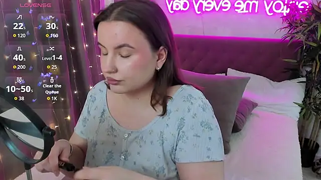 FeralPeach online show from February 2026 06:42:02 AM