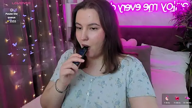 FeralPeach online show from March 2026 09:03:01 AM