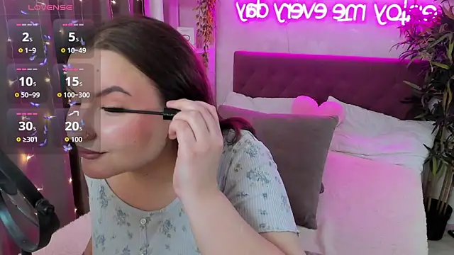 FeralPeach online show from March 2026 05:11:01 AM