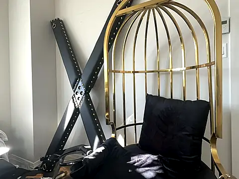 yourgoddessangela online show from October 2025 08:02:01 PM