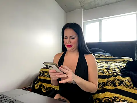 yourgoddessangela online show from November 2025 08:02:01 PM