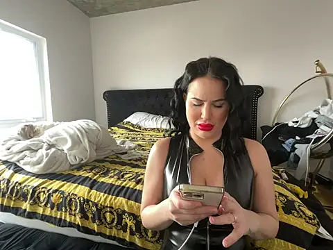 yourgoddessangela online show from December 2025 07:29:02 PM