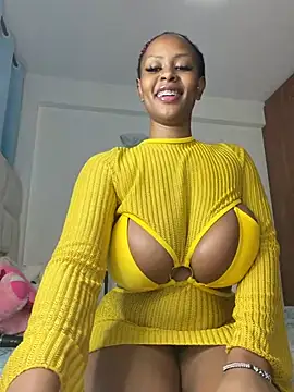Snapshot of Rose_berry chatting on July 2026 10:10:01 AM Rose berry online show from July 2026 10:10:01 AM