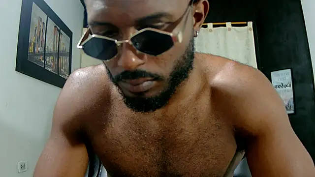 Snapshot of Black_indiian chatting on February 2026 04:01:01 PM Black indiian online show from February 2026 04:01:01 PM