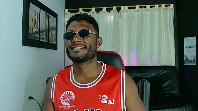 Snapshot of Black_indiian chatting on September 2025 03:01:02 PM Black indiian online show from September 2025 03:01:02 PM