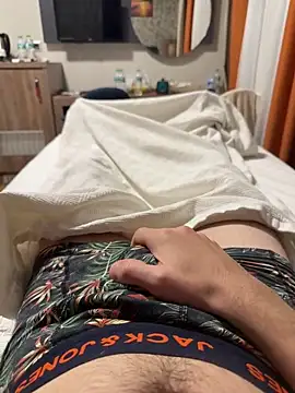 Snapshot of youngermansas chatting on September 2025 02:45:01 PM youngermansas online show from September 2025 02:45:01 PM