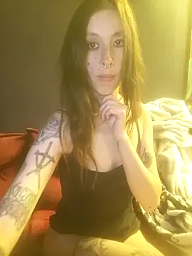 Snapshot of HerMagickTouch chatting on October 2025 05:45:02 PM HerMagickTouch online show from October 2025 05:45:02 PM