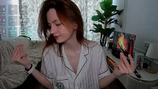 Alyssa Smitt online show from June 2026 08:41:01 AM