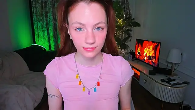 Alyssa Smitt online show from January 2026 11:21:02 PM