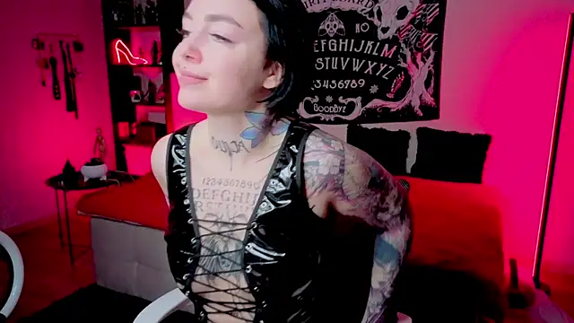 Magic Allie online show from May 2026 08:20:02 PM