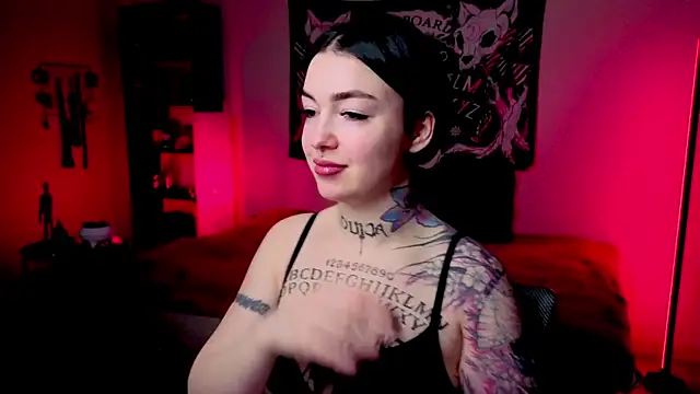 Magic Allie online show from April 2026 06:57:01 PM