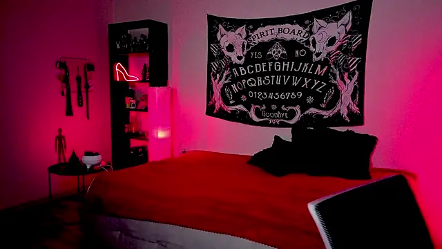 Magic Allie online show from April 2026 08:10:02 PM