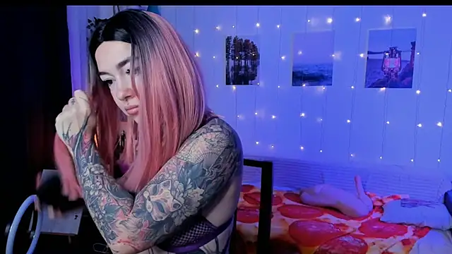 Snapshot of Magic_Allie chatting on November 2025 06:36:01 AM Magic Allie online show from November 2025 06:36:01 AM