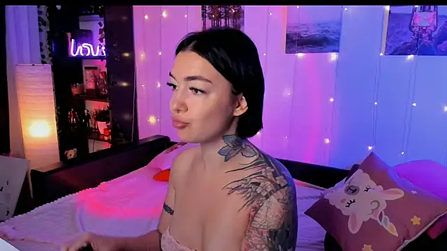 Snapshot of Magic_Allie chatting on November 2025 06:39:02 AM Magic Allie online show from November 2025 06:39:02 AM