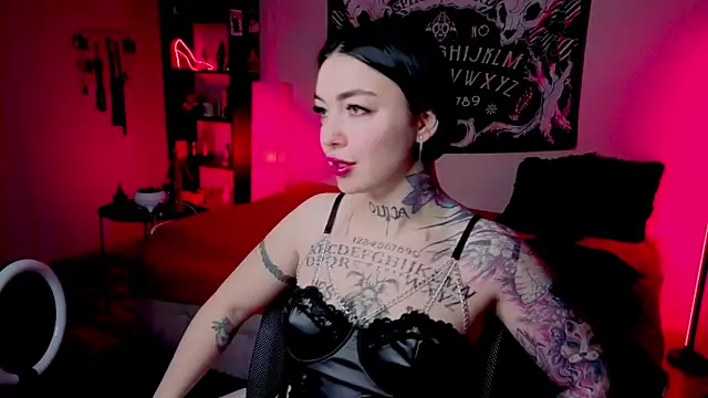 Magic Allie online show from May 2026 08:15:01 PM