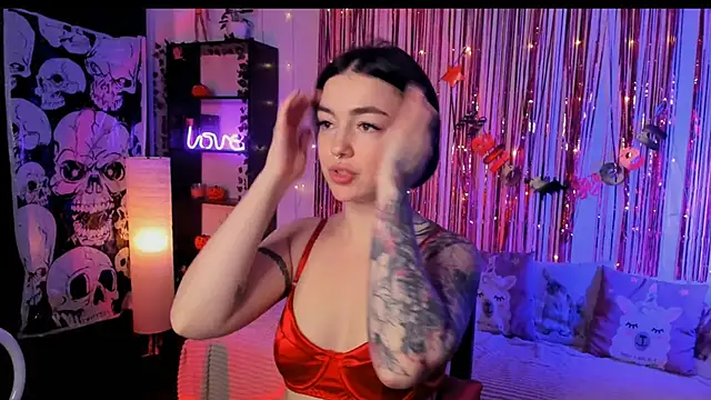 Snapshot of Magic_Allie chatting on October 2025 07:47:02 PM Magic Allie online show from October 2025 07:47:02 PM