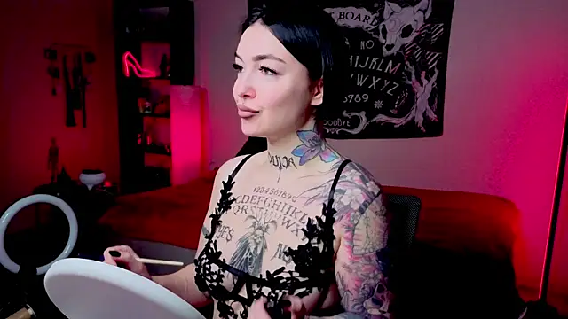 Magic Allie online show from April 2026 06:23:01 PM