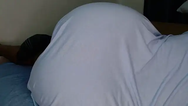 Snapshot of Nicole-stacy chatting on October 2025 12:38:02 PM Nicole-stacy online show from October 2025 12:38:02 PM