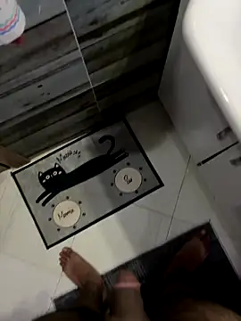 Snapshot of Metmenn7 chatting on October 2025 01:45:01 PM Metmenn7 online show from October 2025 01:45:01 PM