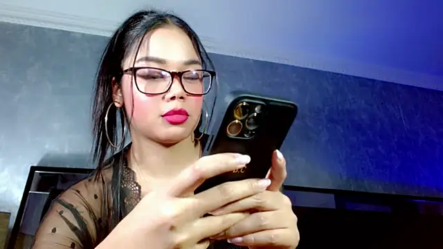 JasmineMoore online show from April 2026 10:00:02 PM