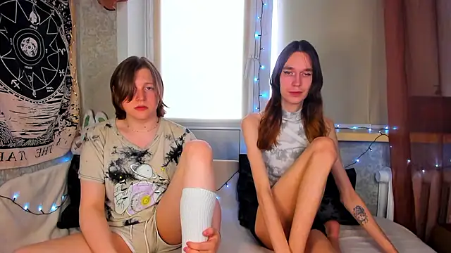 Snapshot of Calvin_and_Kevin chatting on February 2026 05:49:01 AM Calvin and Kevin online show from February 2026 05:49:01 AM