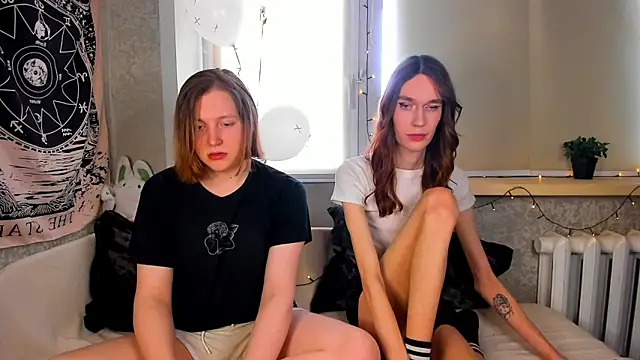 Snapshot of Calvin_and_Kevin chatting on January 2026 08:51:02 AM Calvin and Kevin online show from January 2026 08:51:02 AM