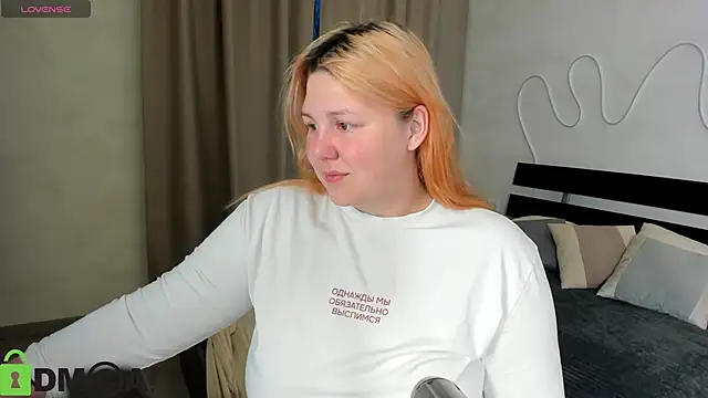 Ruth Oliver online show from October 2025 01:06:02 AM