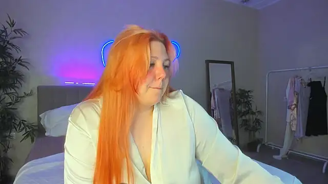 Ruth Oliver online show from September 2025 12:22:02 AM