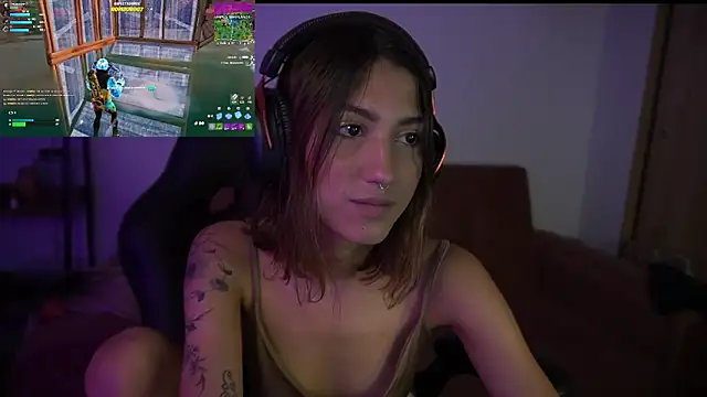 MissKorah online show from December 2024 10:34:02 PM