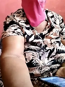 Snapshot of naughtygrannyXXX chatting on October 2025 11:22:02 AM naughtygrannyXXX online show from October 2025 11:22:02 AM