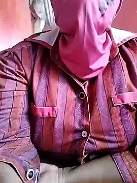 Snapshot of naughtygrannyXXX chatting on March 2025 11:23:01 AM naughtygrannyXXX online show from March 2025 11:23:01 AM