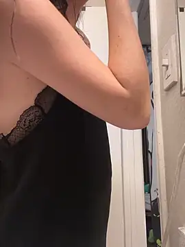 SafeinouterSpace online show from December 2025 06:59:01 AM