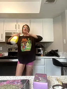 Snapshot of SafeinouterSpace chatting on October 2025 04:39:02 PM SafeinouterSpace online show from October 2025 04:39:02 PM